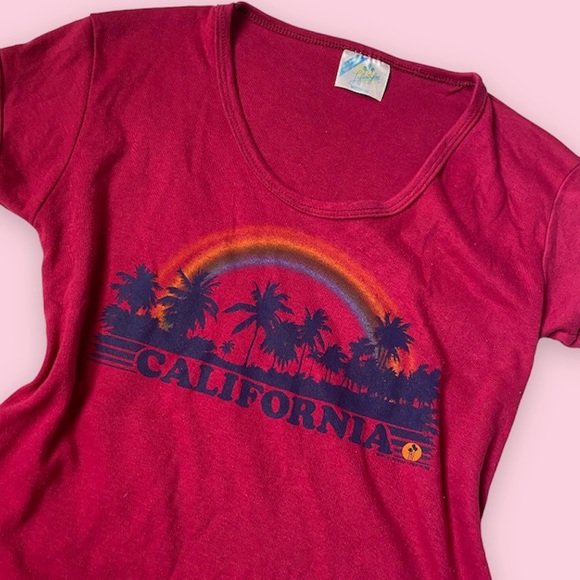 SOLD!! Lifestyles y2k hot pink california tee - Picture 2 of 4